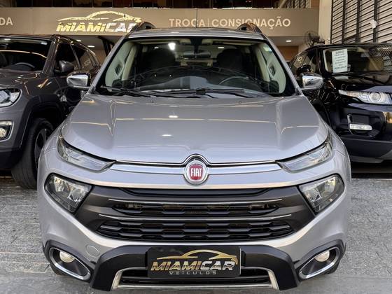 FIAT TORO 2.0 16V TURBO DIESEL FREEDOM 4WD AT9 FIAT TORO 2.0 16V TURBO DIESEL FREEDOM 4WD AT9